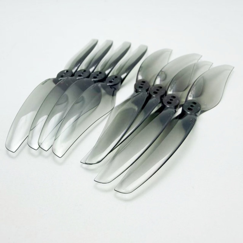 4Pairs Gemfan Hurricane 4024 2 - đánh giá và giá Drone Racing Propeller